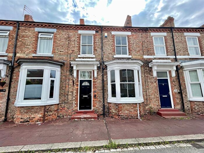 3 Bedroom Terraced House For Sale In Maude Street, Darlington, DL3