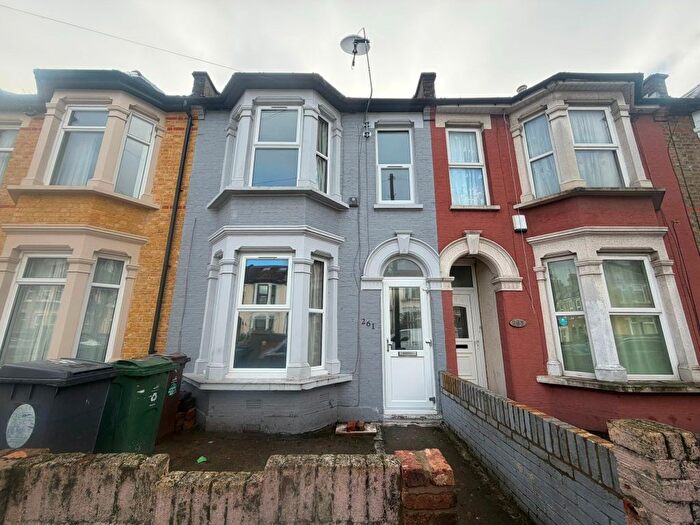 3 Bedroom Terraced House To Rent In Capworth Street, E10