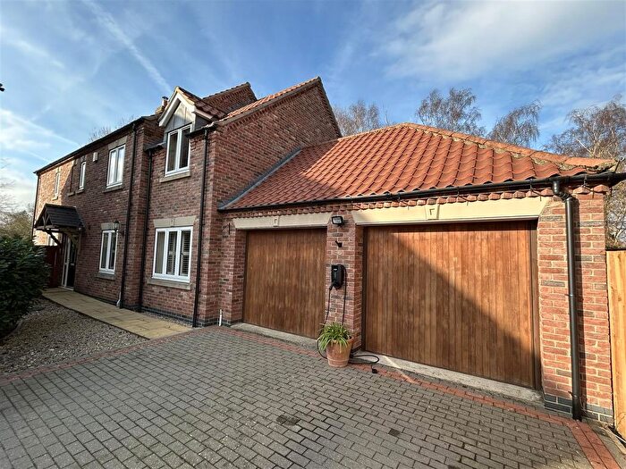 4 Bedroom Detached House For Sale In Millstone Garth, Howden, Goole, DN14