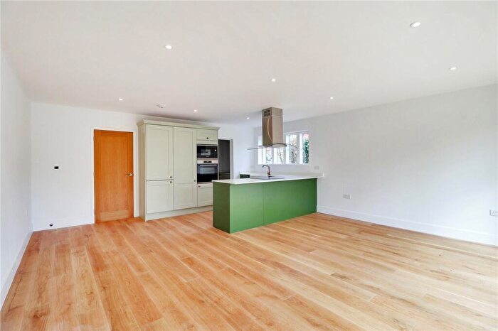 3 Bedroom End Of Terrace House For Sale In The Coach House, Ardingly Road, Lindfield, Haywards Heath, RH16