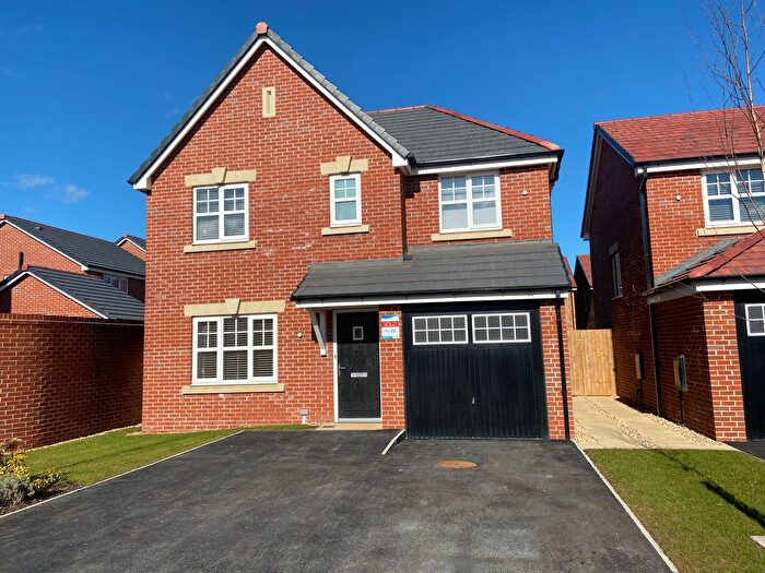 4 Bedroom Property To Rent In Stock Road, Blackpool, FY4