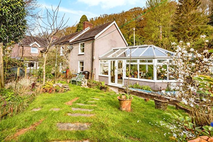 4 Bedroom Detached House For Sale In Velindre, Llandysul, Carmarthenshire, SA44