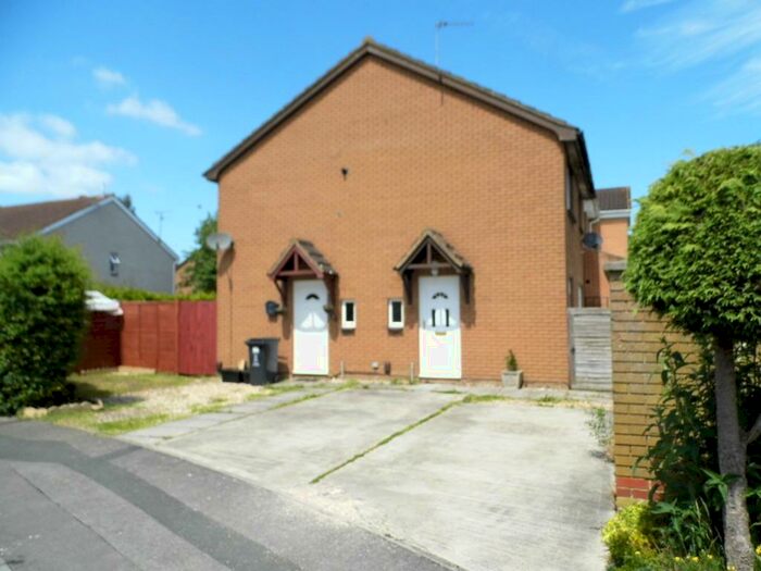 1 Bedroom Town House To Rent In Partridge Close, Swindon, SN3