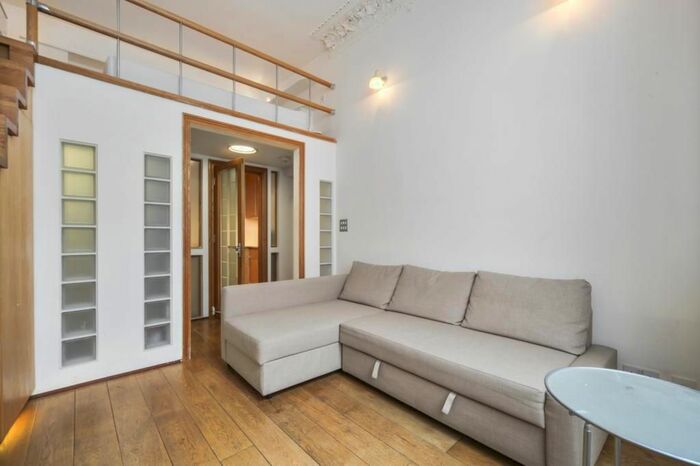 Studio To Rent In Rutland Gate, Knightsbridge, London, SW7