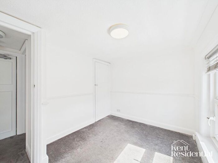 2 Bedroom Apartment To Rent In Union Street, Maidstone, ME14