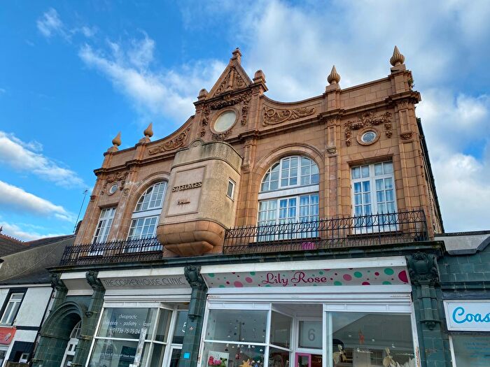 1 Bedroom Flat To Rent In Market Square, Hayle, TR27