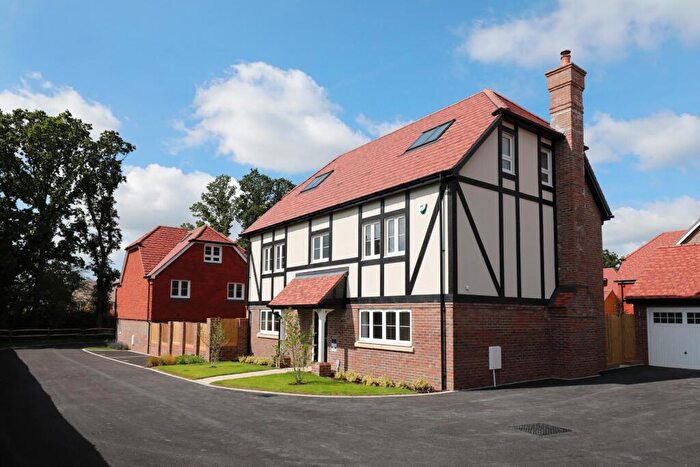 4 Bedroom Detached House For Sale In Martlet View, Burgess Hill, RH15