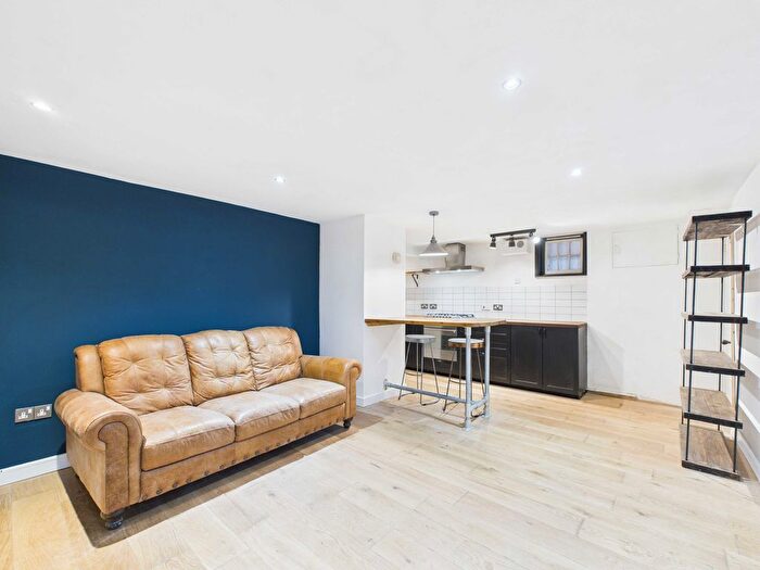 1 Bedroom Flat To Rent In Grange Road, Bermondsey, SE1