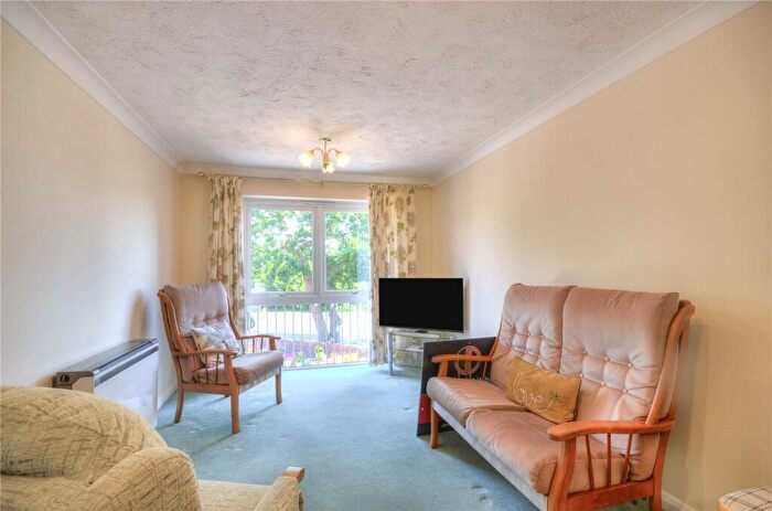 1 Bedroom Apartment For Sale In Grosvenor Court, Stubbington, PO14