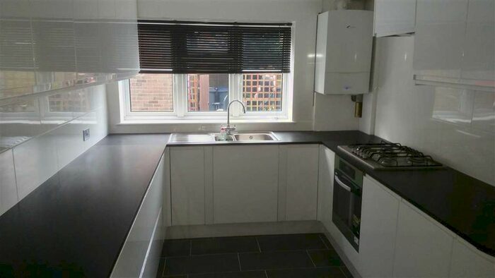 6 Bedroom Semi-Detached House To Rent In Ramsey Close, Canterbury, CT2