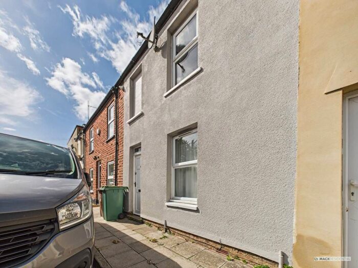 2 Bedroom Terraced House To Rent In Cleeveland Street, Cheltenham, GL51