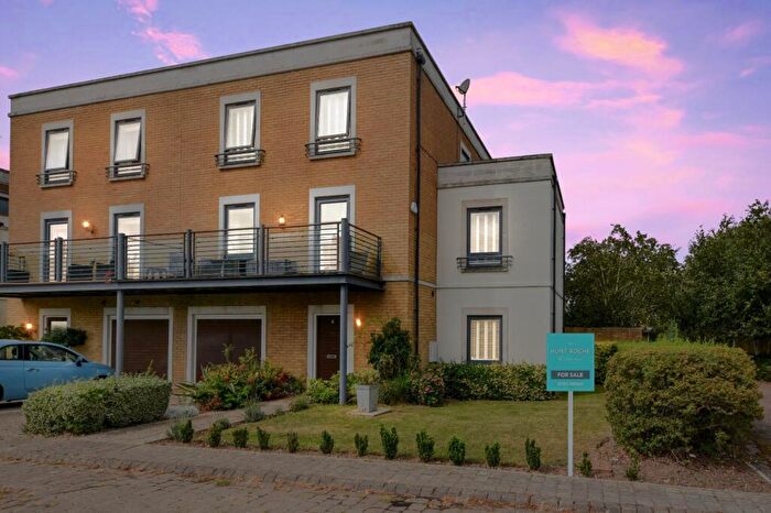5 Bedroom Semi-Detached House For Sale In Boundary Way, Shoebury Garrison, Shoeburyness, Essex, SS3