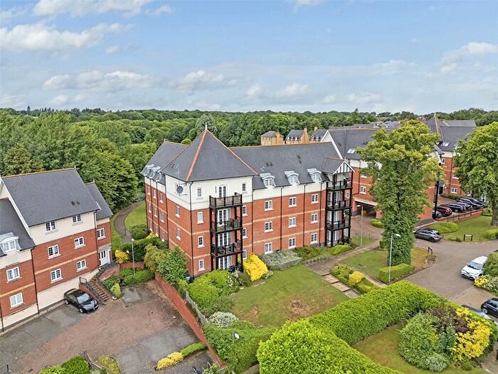 2 Bedroom Apartment To Rent In Milan Walk, Brentwood, Essex, CM14