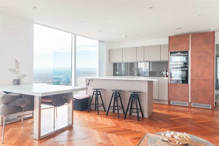 2 Bedroom Apartment To Rent In Owen Street, Manchester, M15