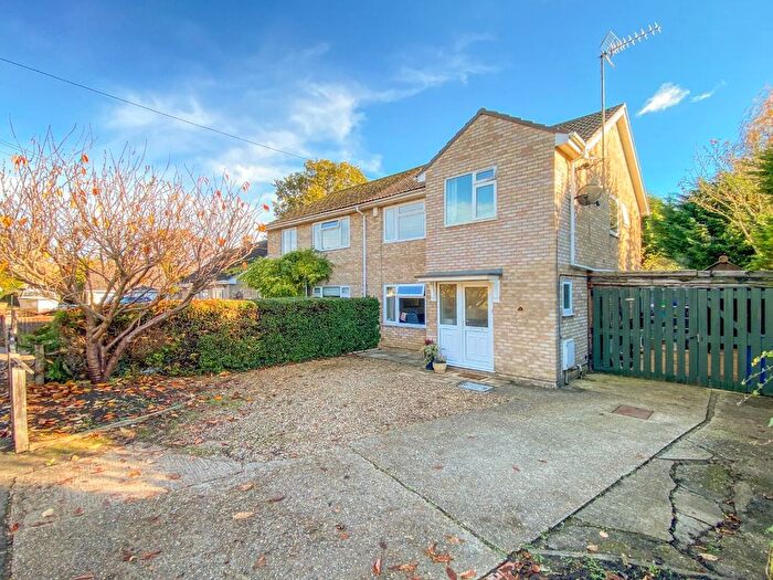 3 Bedroom Semi-Detached House For Sale In Dry Drayton Road, Oakington, Cambridge, CB24