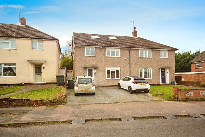 4 Bedroom Semi Detached House For Sale In Bishops Oak Ride, Tonbridge, TN10