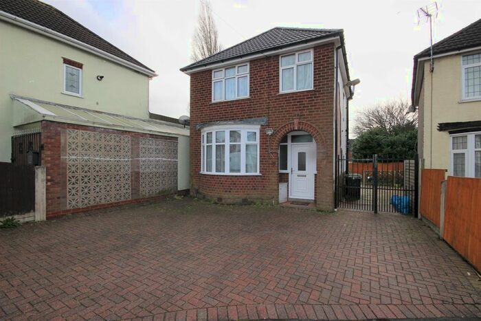 3 Bedroom Detached House To Rent In Alwin Road, Rowley Regis B65