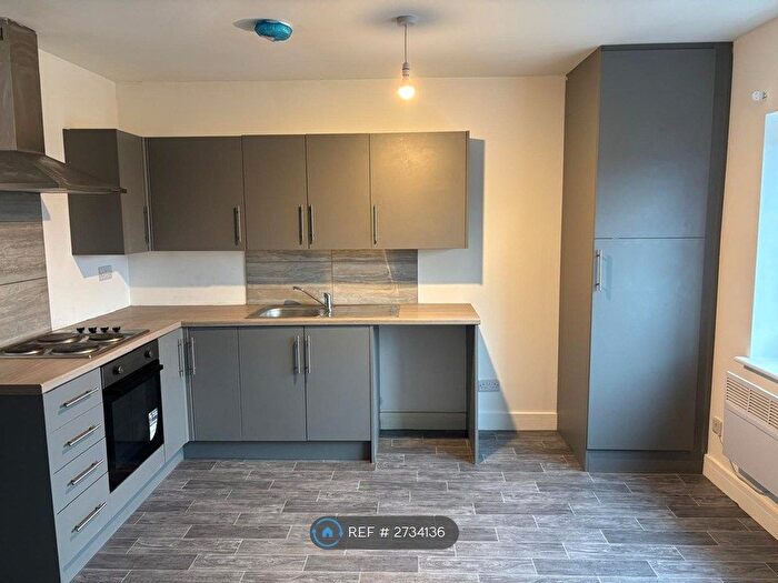 2 Bedroom Flat To Rent In Griffin, Rotherham, S61