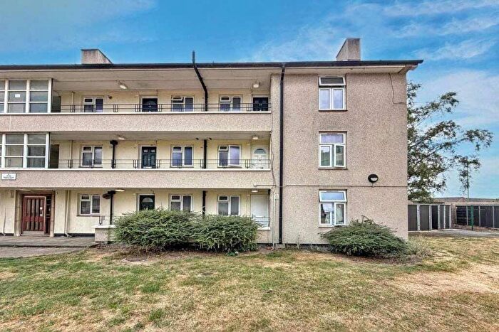 1 Bedroom Flat For Sale In Wasley Road, Cheltenham, GL51