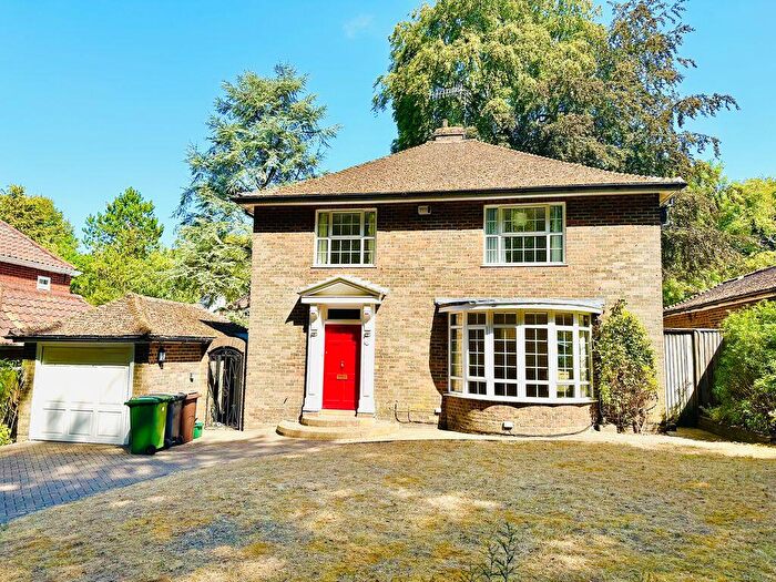 4 Bedroom Detached House To Rent In Ashley Road, Epsom, KT18