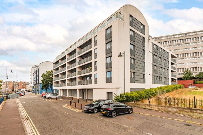 1 Bedroom Flat For Sale In / Sheriff Brae, Edinburgh, EH6