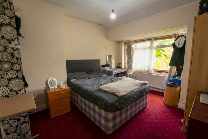 3 Bedroom House To Rent In Strathdene Road, Birmingham, B29