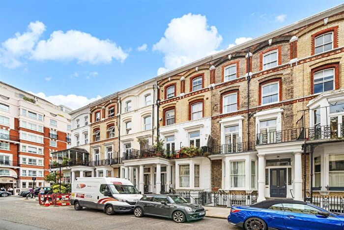 Studio To Rent In Cheniston Gardens, High Street Kensington, W8