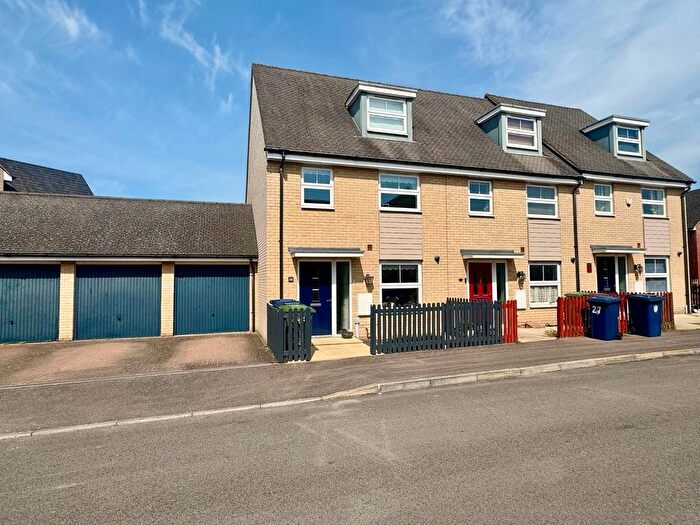 3 Bedroom Town House For Sale In Halifax Road, Upper Cambourne, Cambridge, CB23