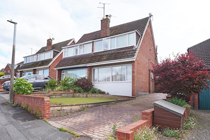 2 Bedroom Semi Detached House For Sale In Folly Crescent, Highworth, SN6