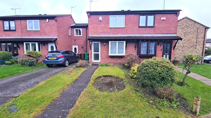 2 Bedroom Semi-Detached House To Rent In Corsham Gardens, Nottingham, NG3