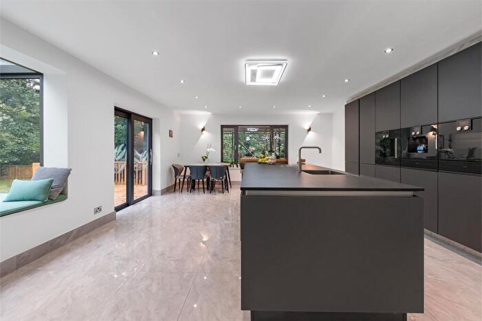6 Bedroom Detached House To Rent In Macclesfield Road, Prestbury, Macclesfield, SK10
