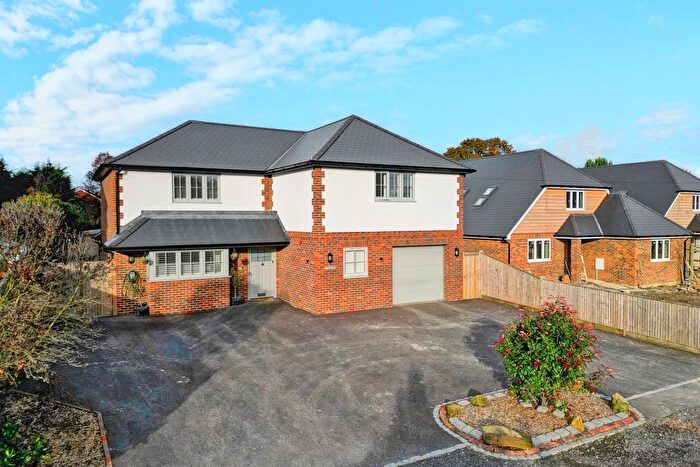 4 Bedroom Detached House For Sale In Western Road, Hailsham, BN27