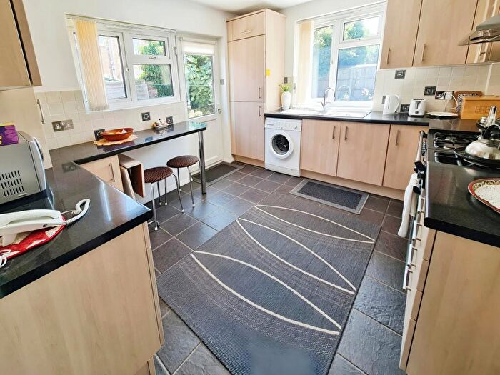 2 Bedroom Bungalow For Sale In Furzefield, Bedford, MK41