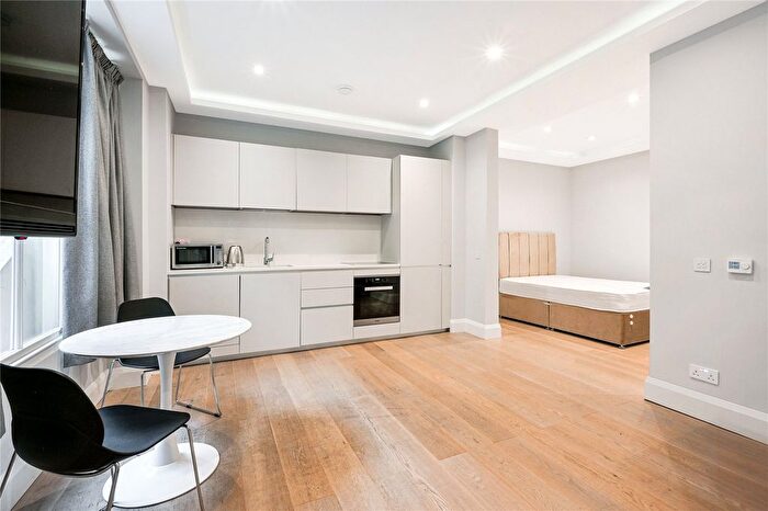 Studio To Rent In Clanricarde Gardens, London, W2