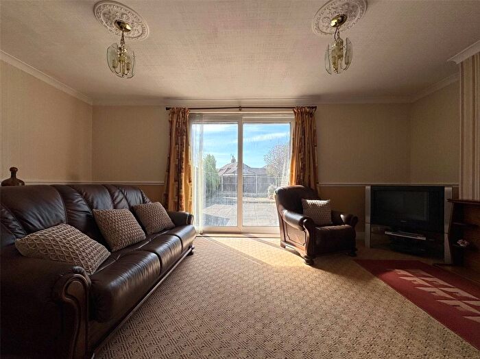 2 Bedroom Bungalow For Sale In Marcot Road, Solihull, West Midlands, B92