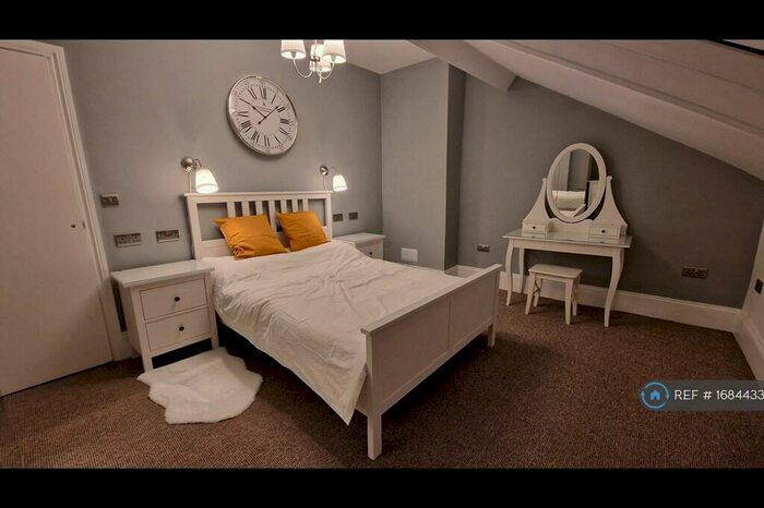 1 Bedroom Flat To Rent In Princes Avenue, Hull, HU5