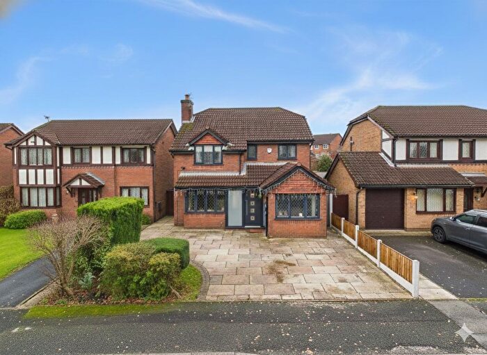 4 Bedroom Detached House For Sale In Arkholme, Worsley, Greater Manchester, M28