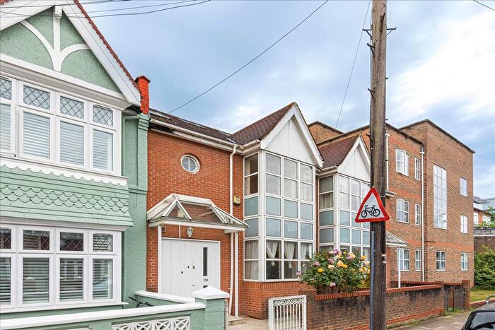 4 Bedroom Terraced House For Sale In Rannoch Road, Hammersmith, London, W6