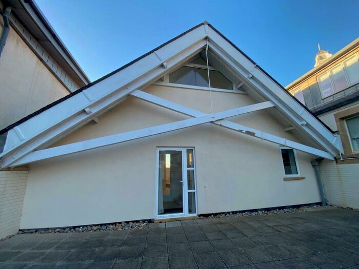 2 Bedroom Flat To Rent In Knightstone Baths, Knightstone Causeway, Weston-super-Mare, BS23