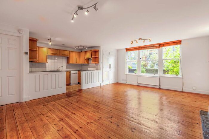 1 Bedroom Flat To Rent In St. John Street, London, EC1V