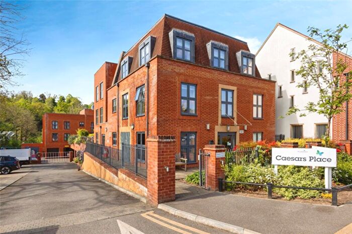 2 Bedroom Flat For Sale In Ockford Road, Godalming, Surrey, GU7
