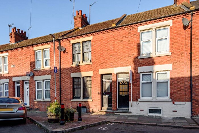 2 Bedroom Terraced House To Rent In Victoria Gardens, Town Centre, Northampton, NN1