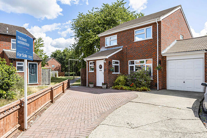 4 Bedroom Detached House For Sale In Buckingham Close, Didcot, OX11