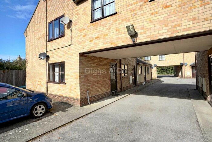 2 Bedroom Flat To Rent In St. Neots Road, Eaton Ford, PE19