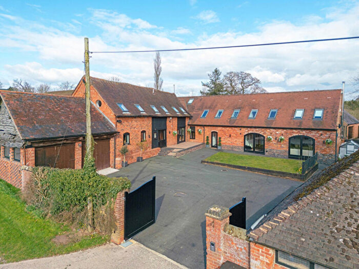 5 Bedroom Barn Conversion For Sale In Stoney Lane Tardebigge Bromsgrove, Worcestershire, B60