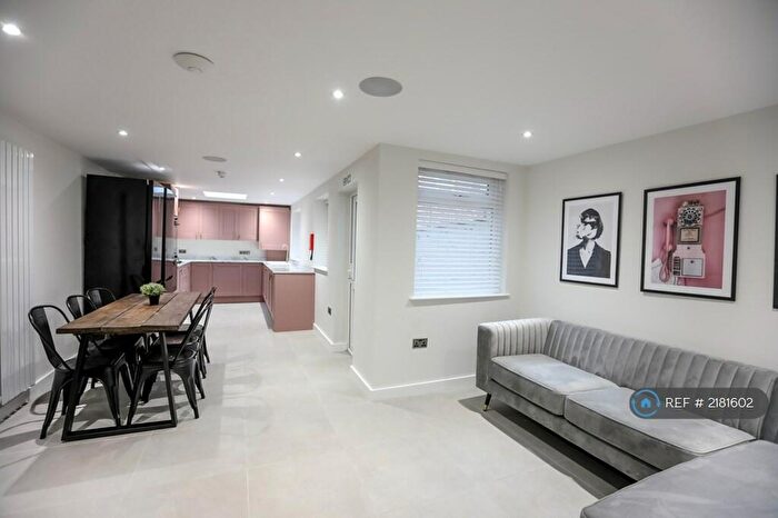 6 Bedroom Terraced House To Rent In Empress Road, Kensington, Liverpool, L7