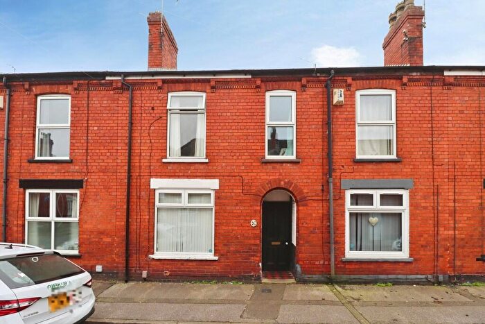 3 Bedroom Terraced House For Sale In Sausthorpe Street, Lincoln, LN5
