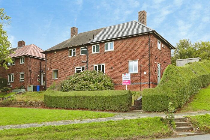 3 Bedroom Semi-Detached House For Sale In Dyke Vale Place, Hackenthorpe, Sheffield, S12