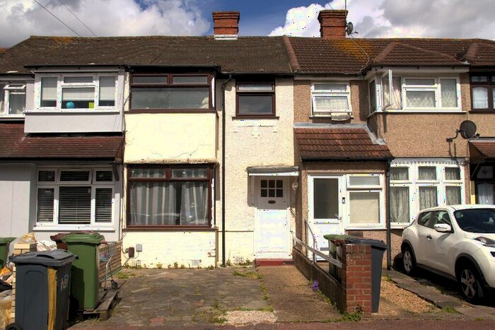 3 Bedroom Terraced House For Sale In Third Avenue, Dagenham, London, RM10