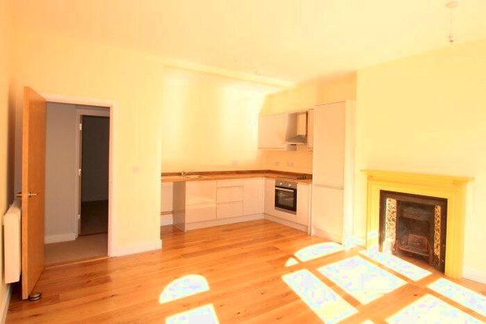 1 Bedroom Flat To Rent In A Powis Street, London, SE18